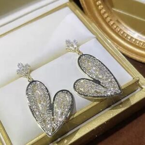 NEW HEART RHINESTONE BAGET STYLE DANGLE STUD VALENTINE'S DAY EARRINGS
